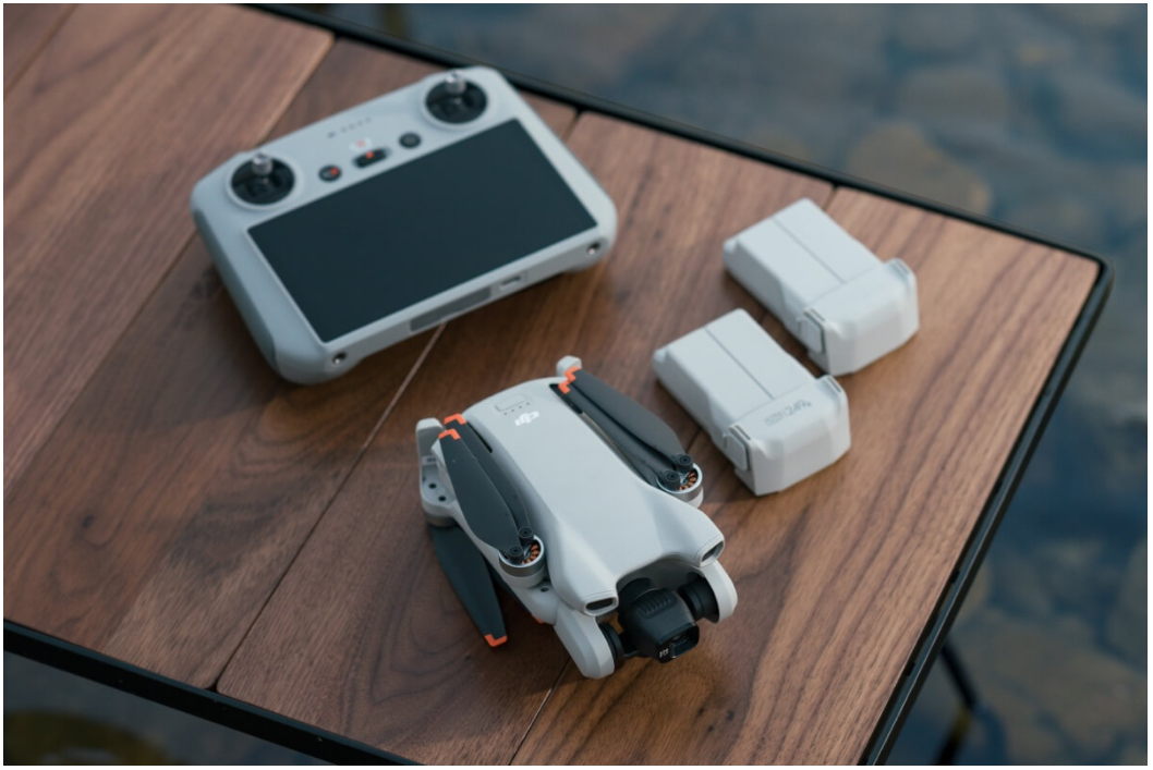 dji-mini-3-dji-rc